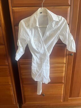 Diane Von Furstenberg 3/4 Sleeve Wrap Blouse White Asymmetrical Waist Tie,Sz 4